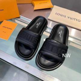 Picture of Louis Vuitton Slippers _SKULVsz35-40NW0112450